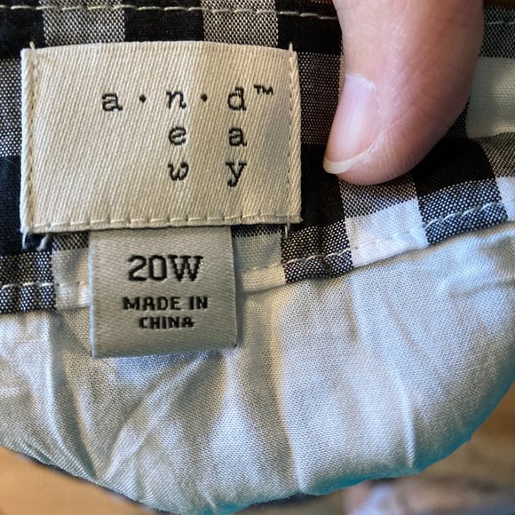 A New Day High-Low Gingham Skirt - Picture 2 of 3